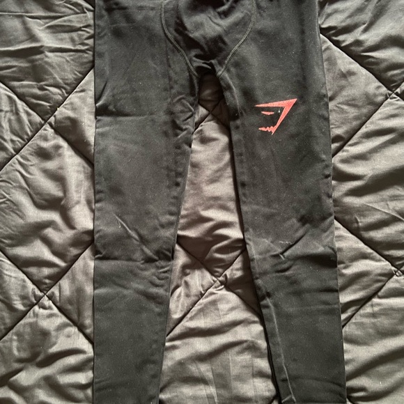 Two pair of medium Gymshark leggings. - Picture 3 of 5